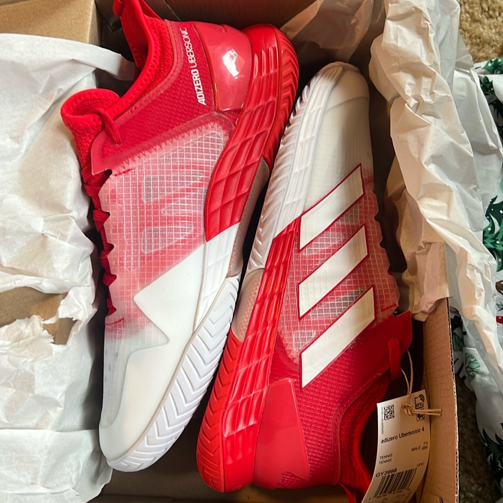 Adidas NIB adizero ubersonic shoe